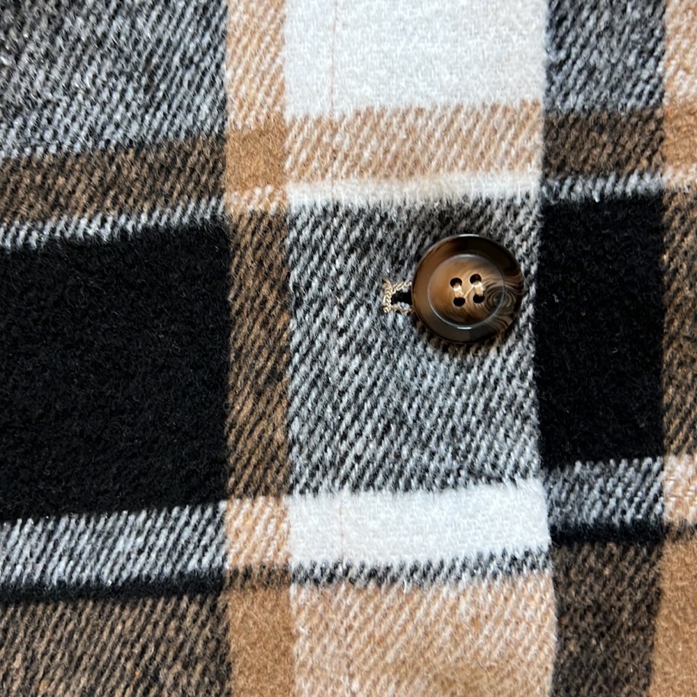 Women’s Fall Plaid SHACKET - Picture 3 of 6